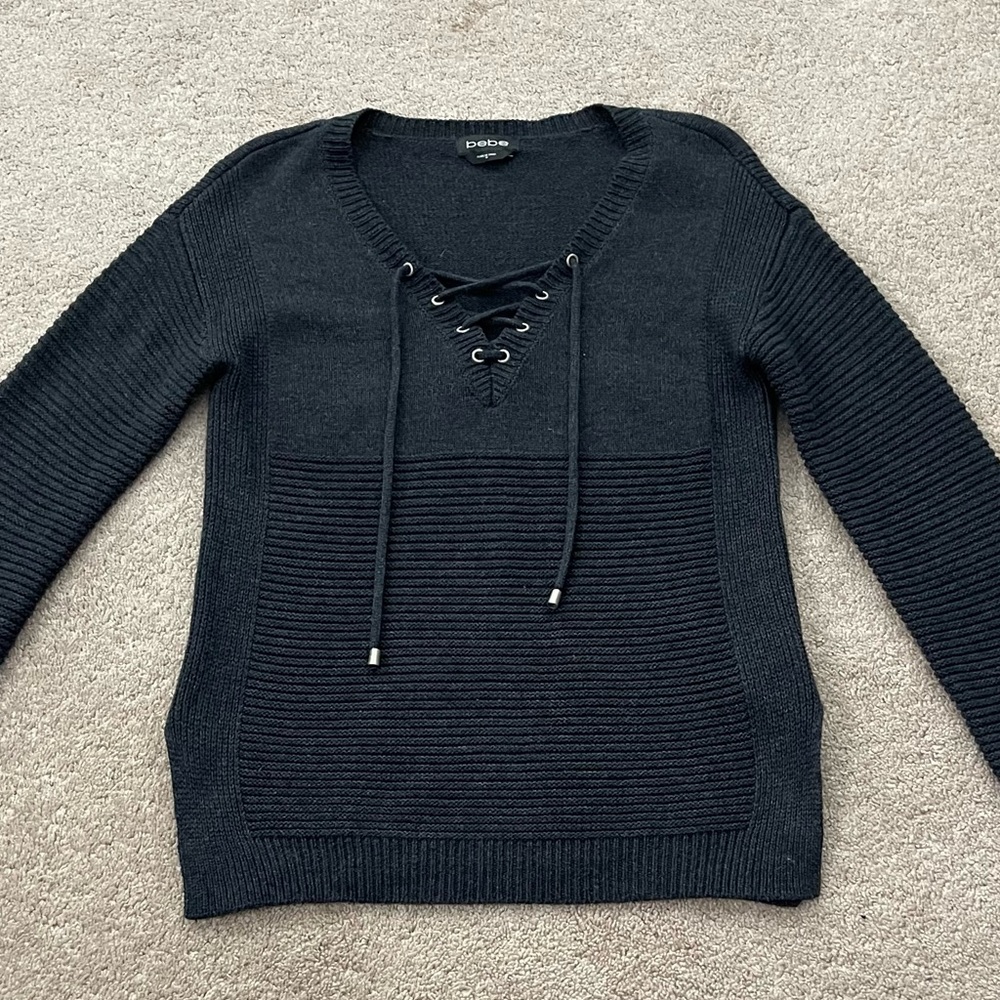 Women’s Size Medium Grey Bebe Sweater